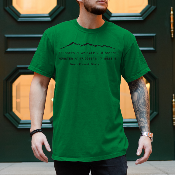 NOXRAW Deep Forest Division Unisex T-Shirt mit minimalistischem Black Forest Streetwear Design und modernem Urban Style