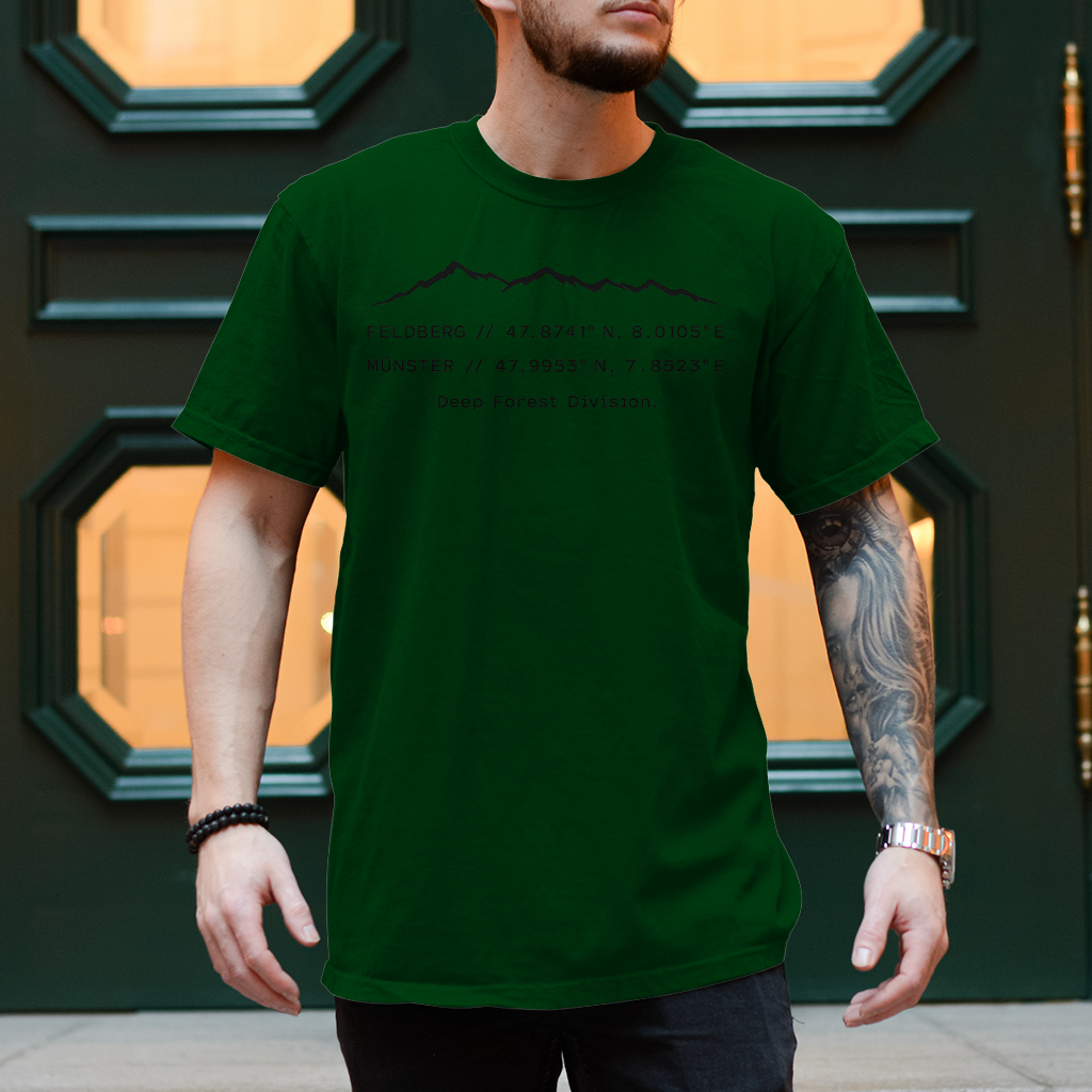 NOXRAW Deep Forest Division Unisex T-Shirt mit minimalistischem Black Forest Streetwear Design und modernem Urban Style