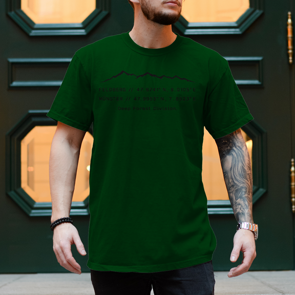 NOXRAW Deep Forest Division Unisex T-Shirt mit minimalistischem Black Forest Streetwear Design und modernem Urban Style